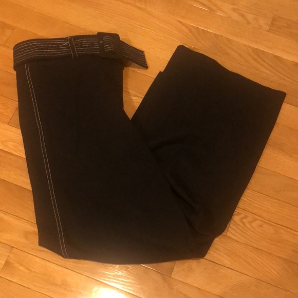 ALFANI belted tummy control cropped black pants - Picture 4 of 5